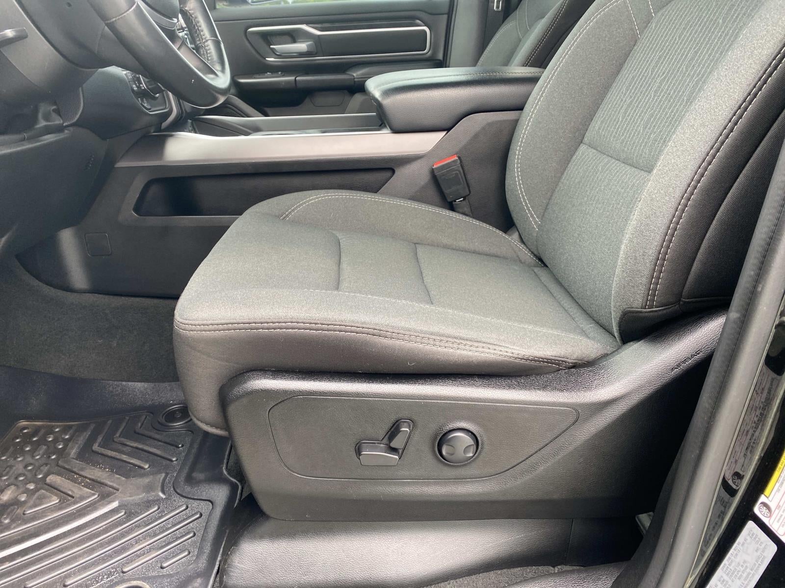 2023 RAM 1500 Big Horn 4x4 Crew Cab 5'7 Box