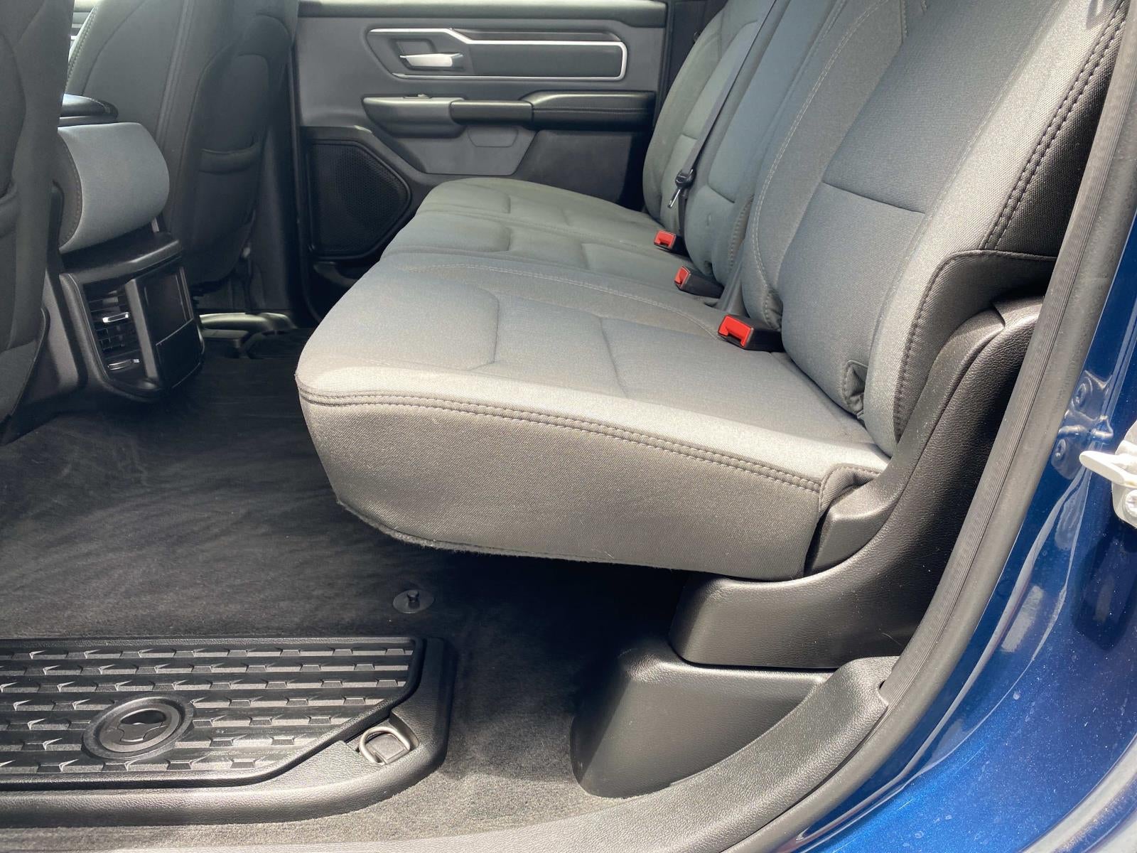 2021 RAM 1500 Big Horn 4x4 Crew Cab 5'7 Box
