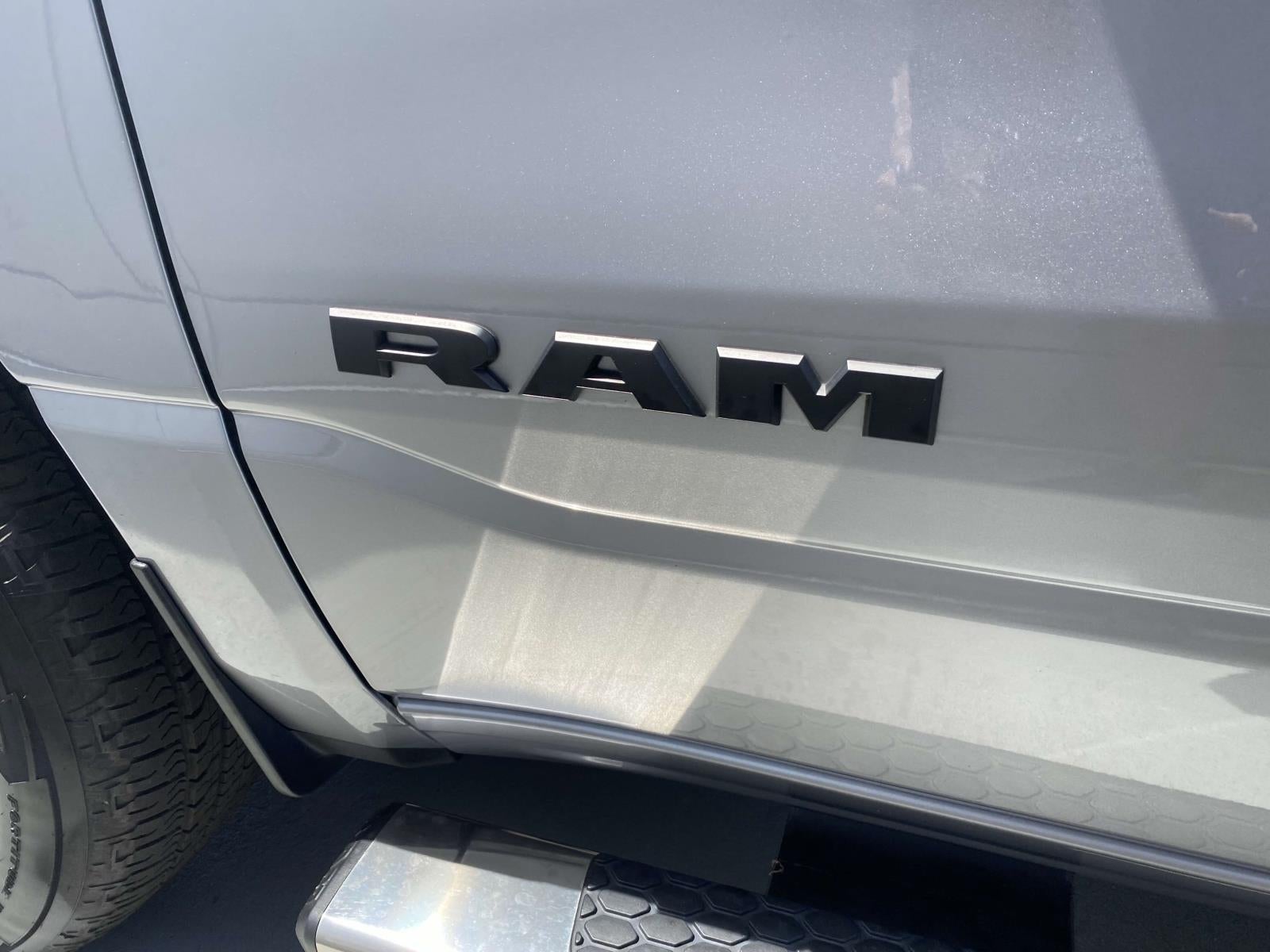 2025 RAM 1500 Tradesman 4x4 Crew Cab 5'7 Box