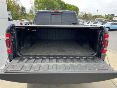2022 RAM 1500 Laramie 4x4 Crew Cab 5'7 Box