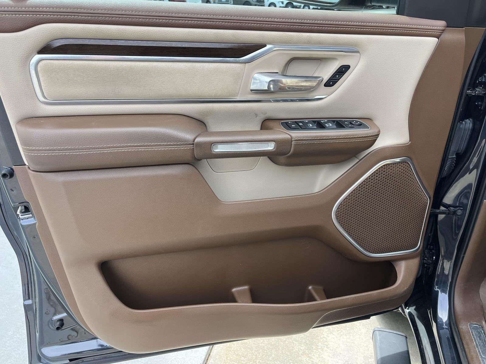 2022 RAM 1500 Laramie 4x4 Crew Cab 5'7 Box