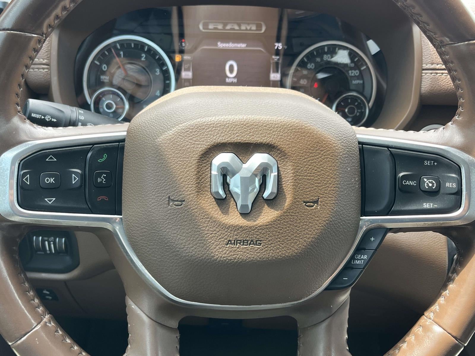 2022 RAM 1500 Laramie 4x4 Crew Cab 5'7 Box