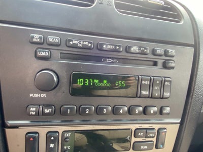 2005 Ford Thunderbird 2dr Convertible Deluxe