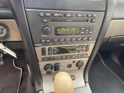 2005 Ford Thunderbird 2dr Convertible Deluxe