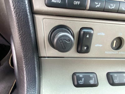 2005 Ford Thunderbird 2dr Convertible Deluxe