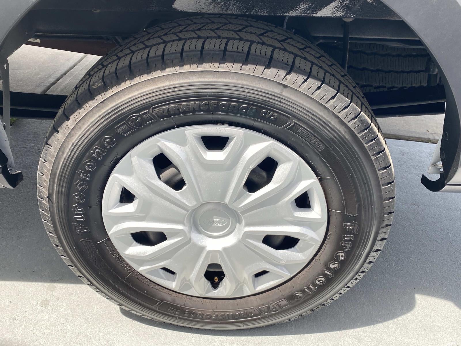 2024 Ford Transit Passenger Wagon T-350 148 Low Roof XLT RWD