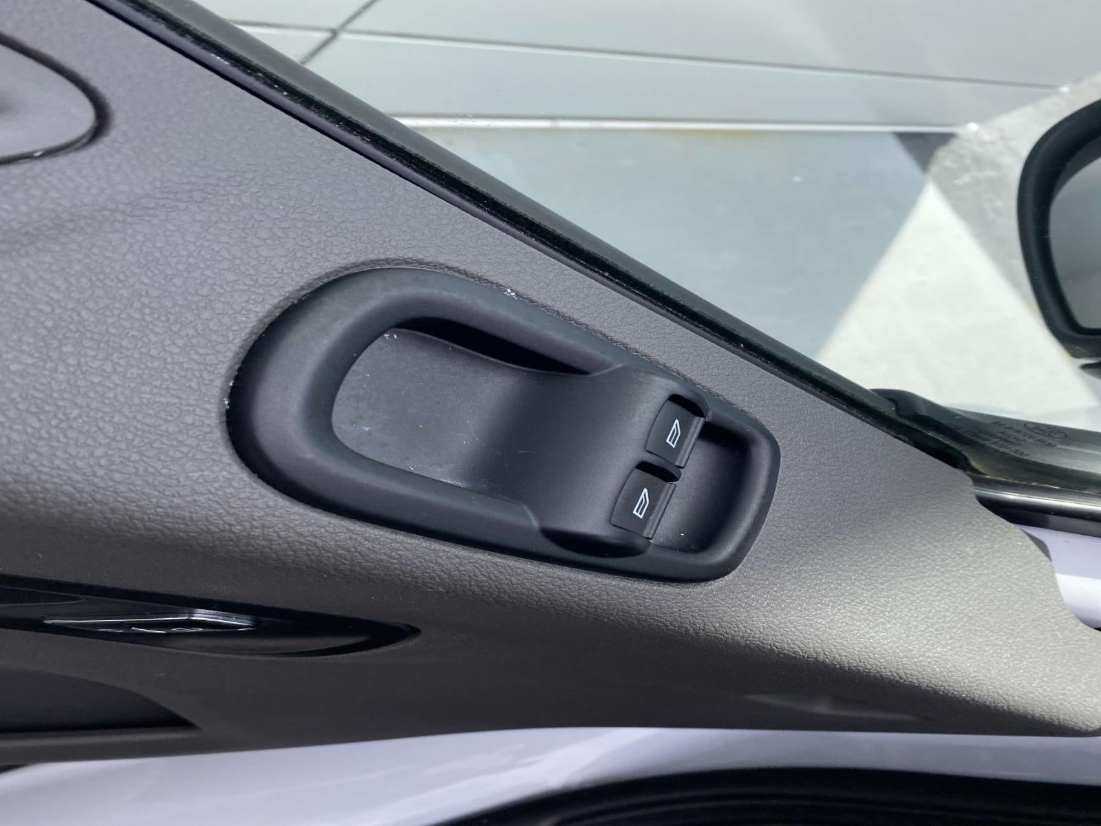 2024 Ford Transit Passenger Wagon T-350 148 Low Roof XLT RWD