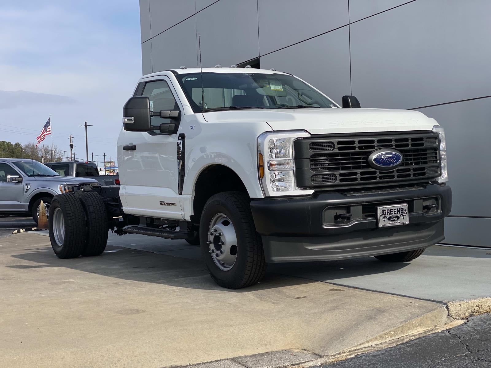 2025 Ford Super Duty F-350 DRW XL