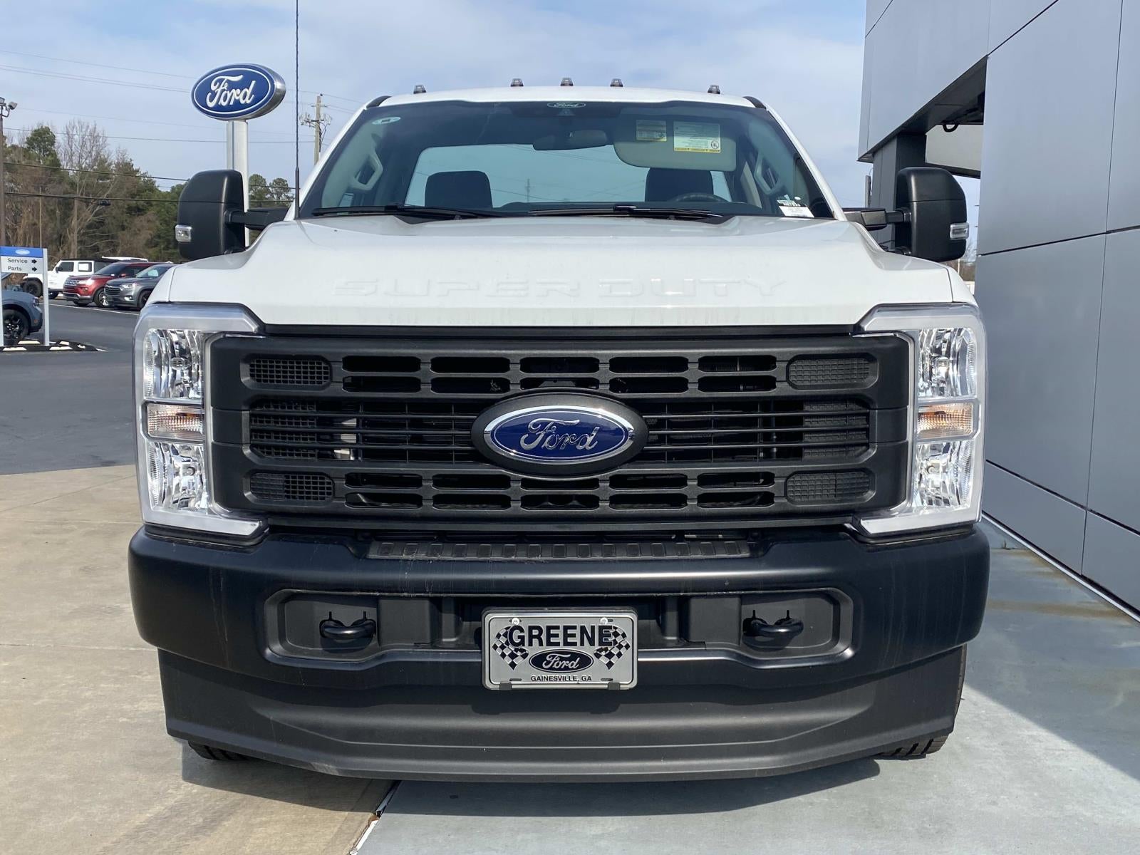 2025 Ford Super Duty F-350 DRW XL