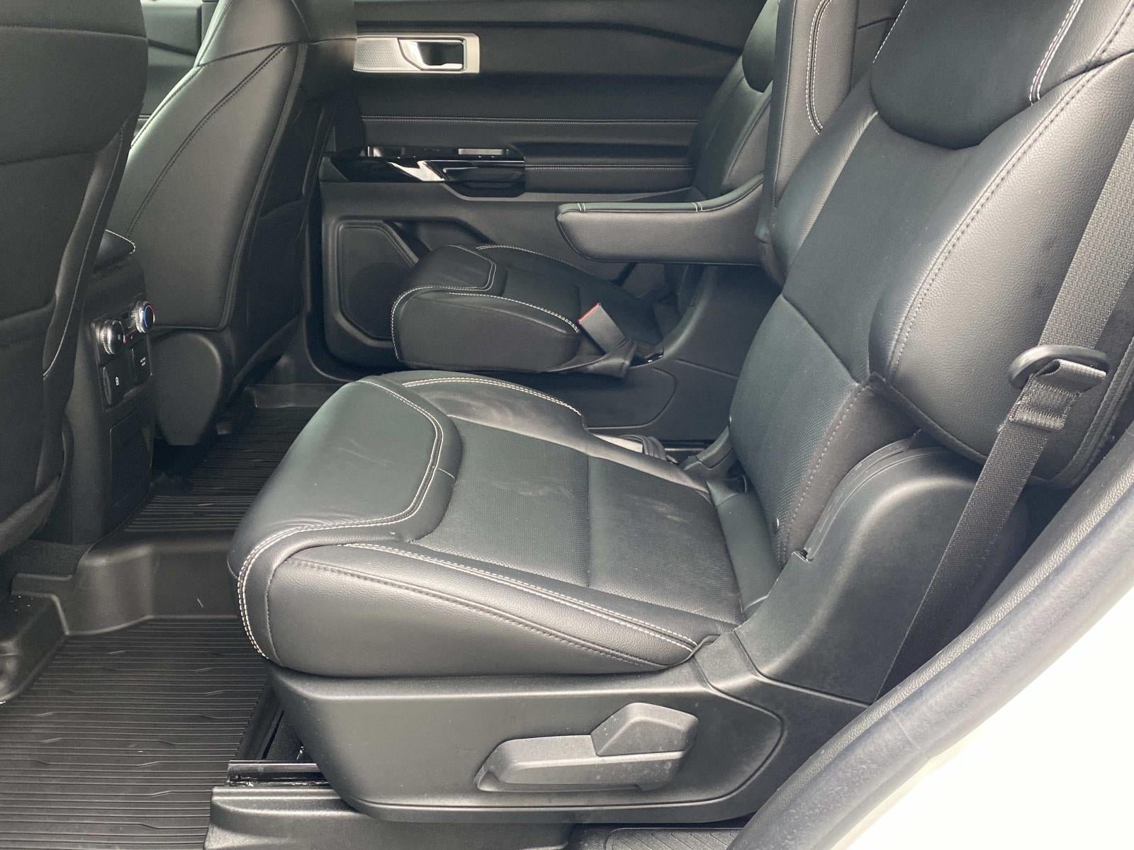 2023 Ford Explorer ST 4WD