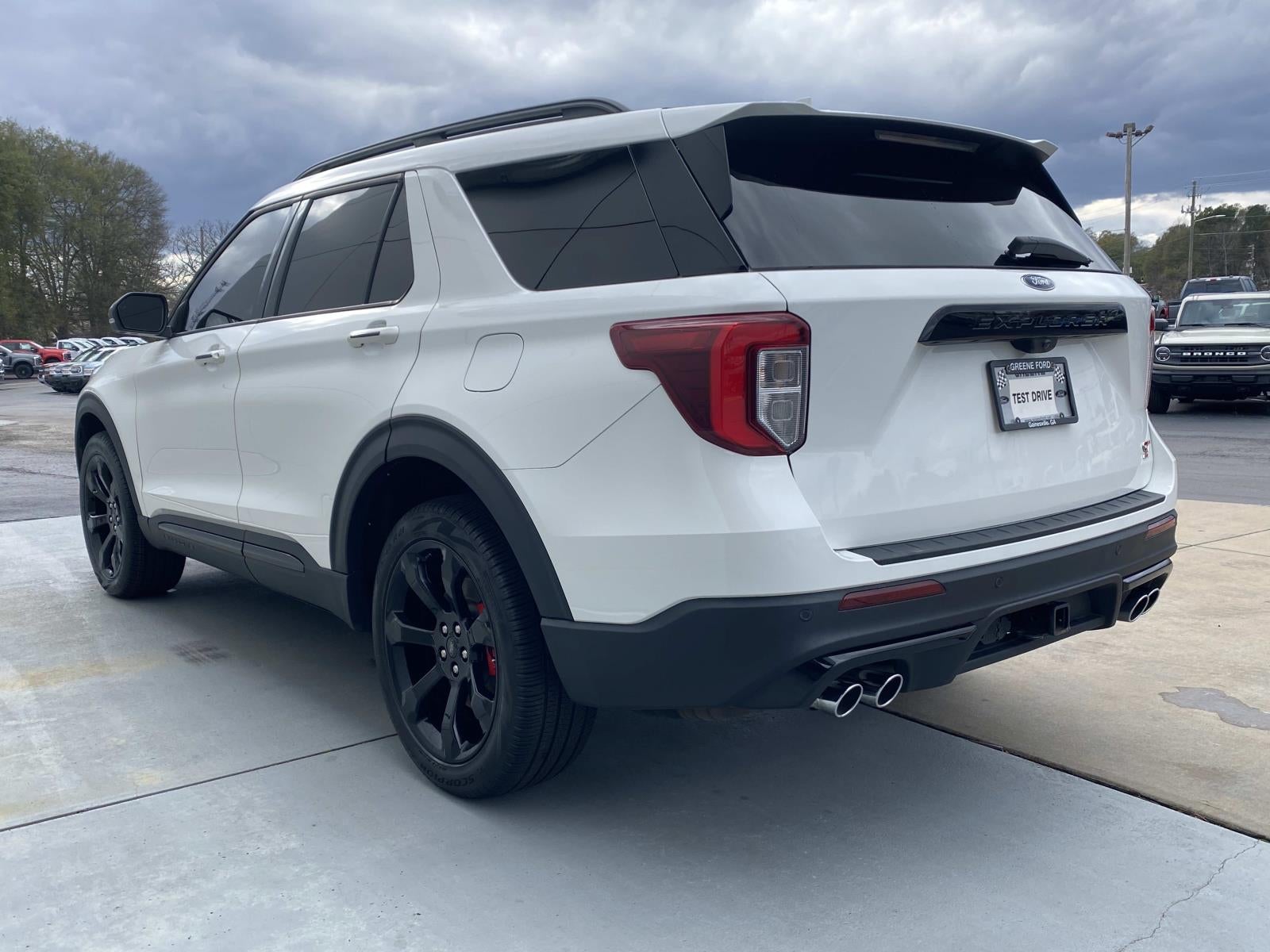 2023 Ford Explorer ST 4WD