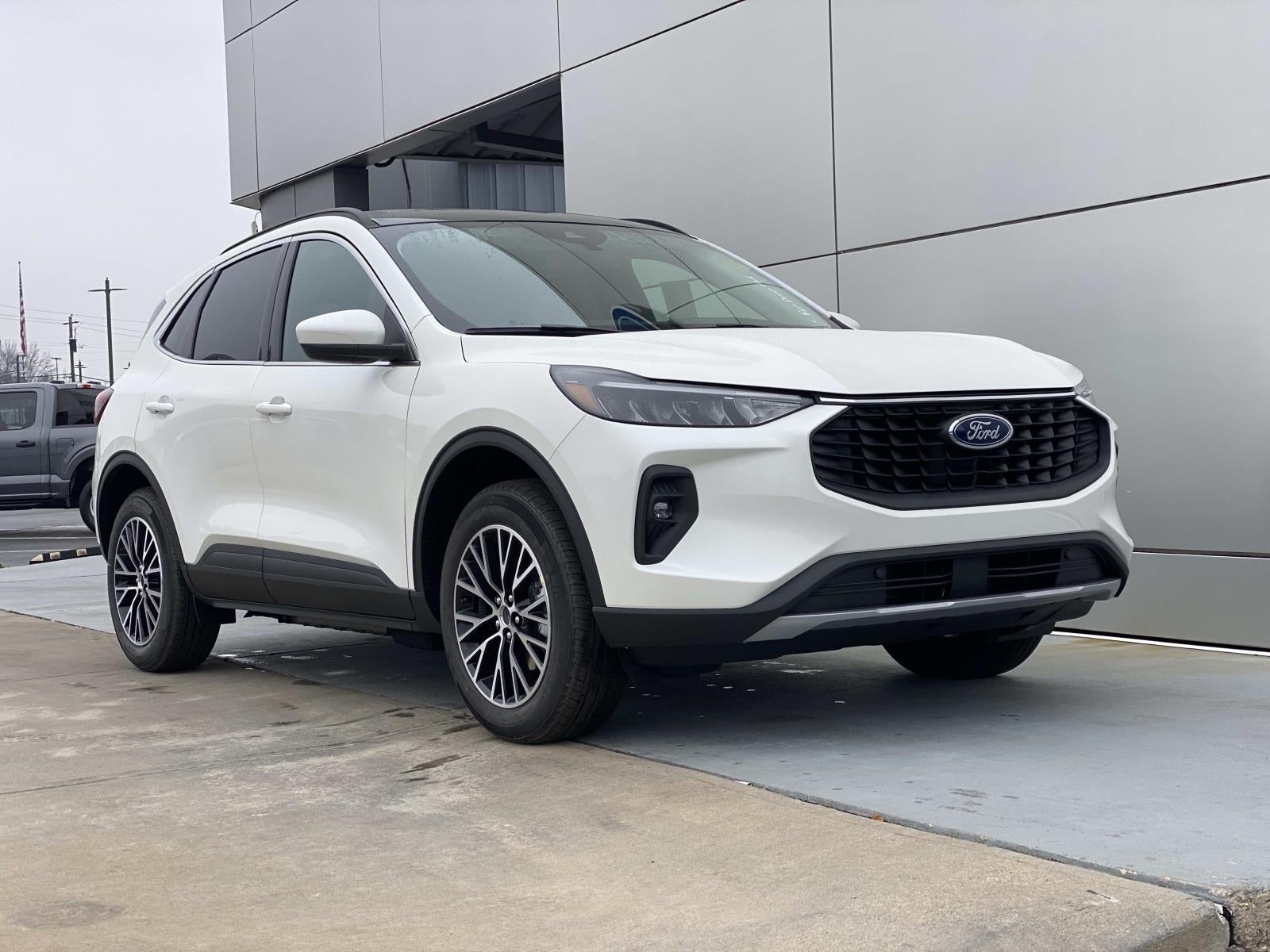 2026 Ford Escape Base