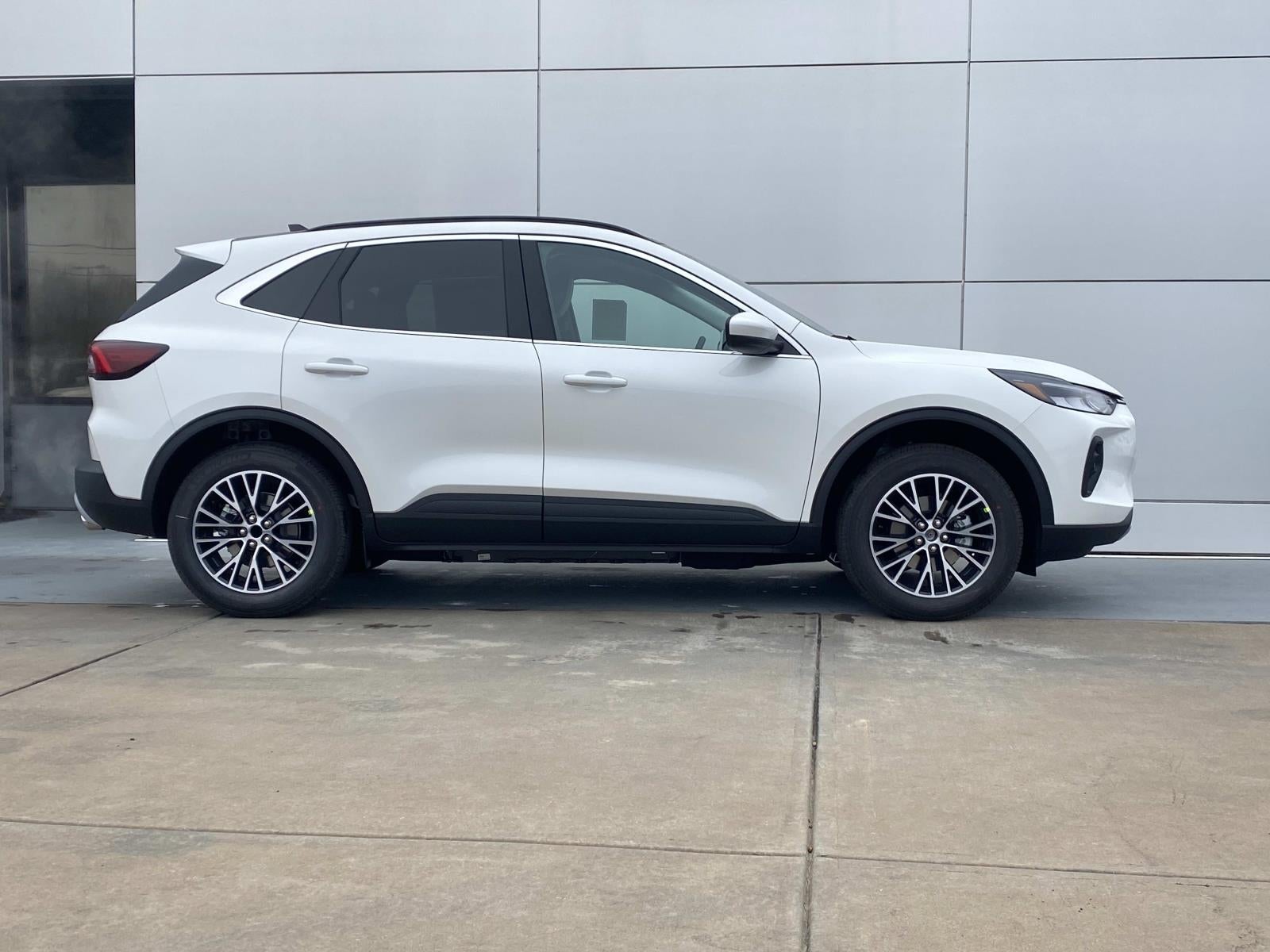 2026 Ford Escape Base