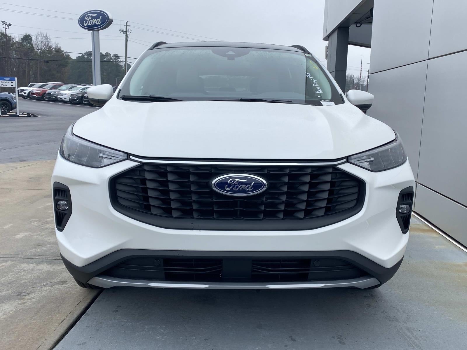2026 Ford Escape Base
