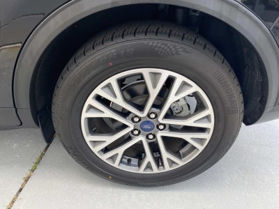 2022 Ford Escape SEL FWD
