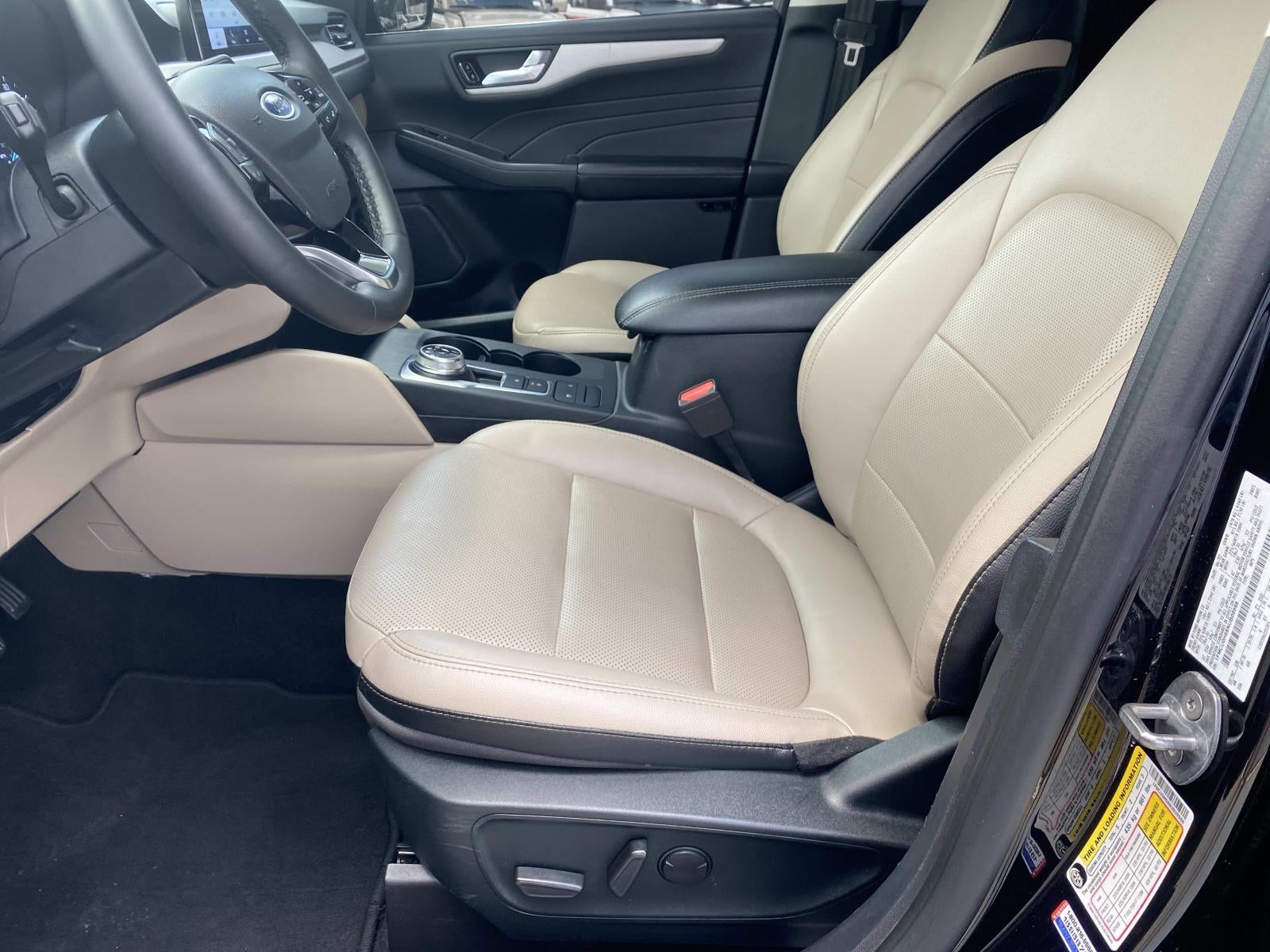 2022 Ford Escape SEL FWD