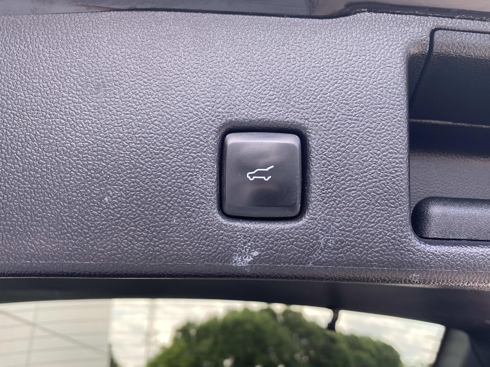 2022 Ford Escape SEL FWD