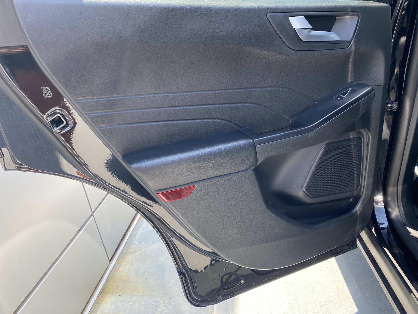 2025 Ford Escape ST-Line FWD