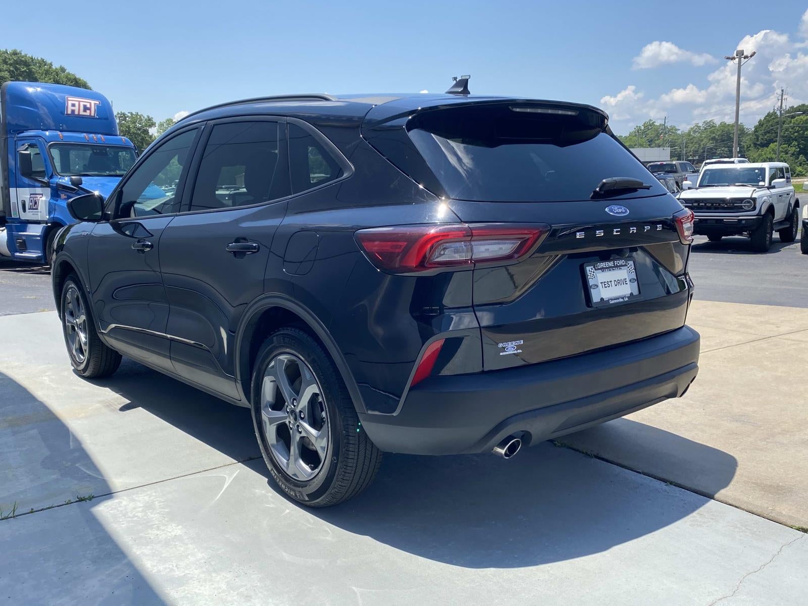 2025 Ford Escape ST-Line FWD