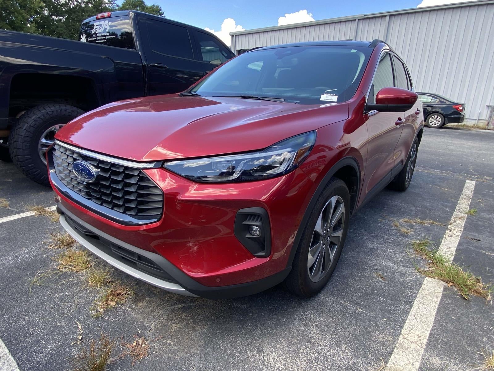 2024 Ford Escape Platinum photo 3