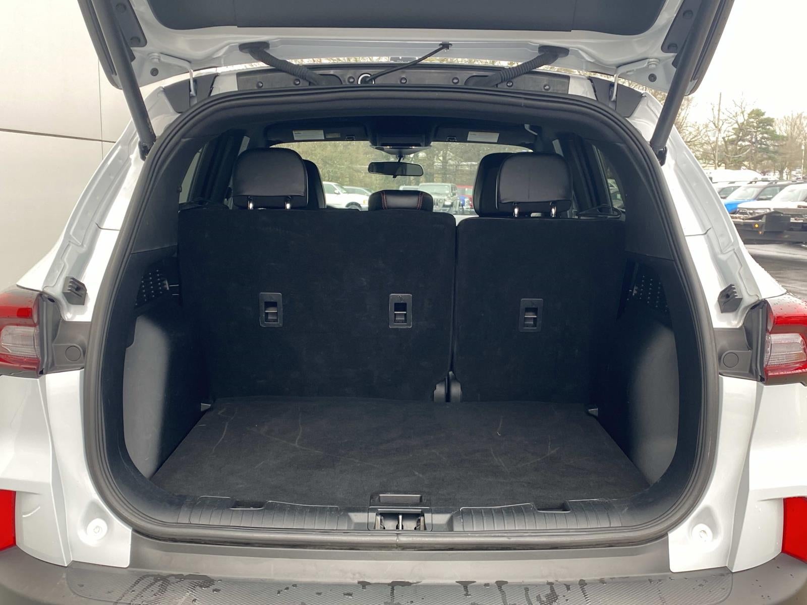 2025 Ford Escape ST-Line Select AWD