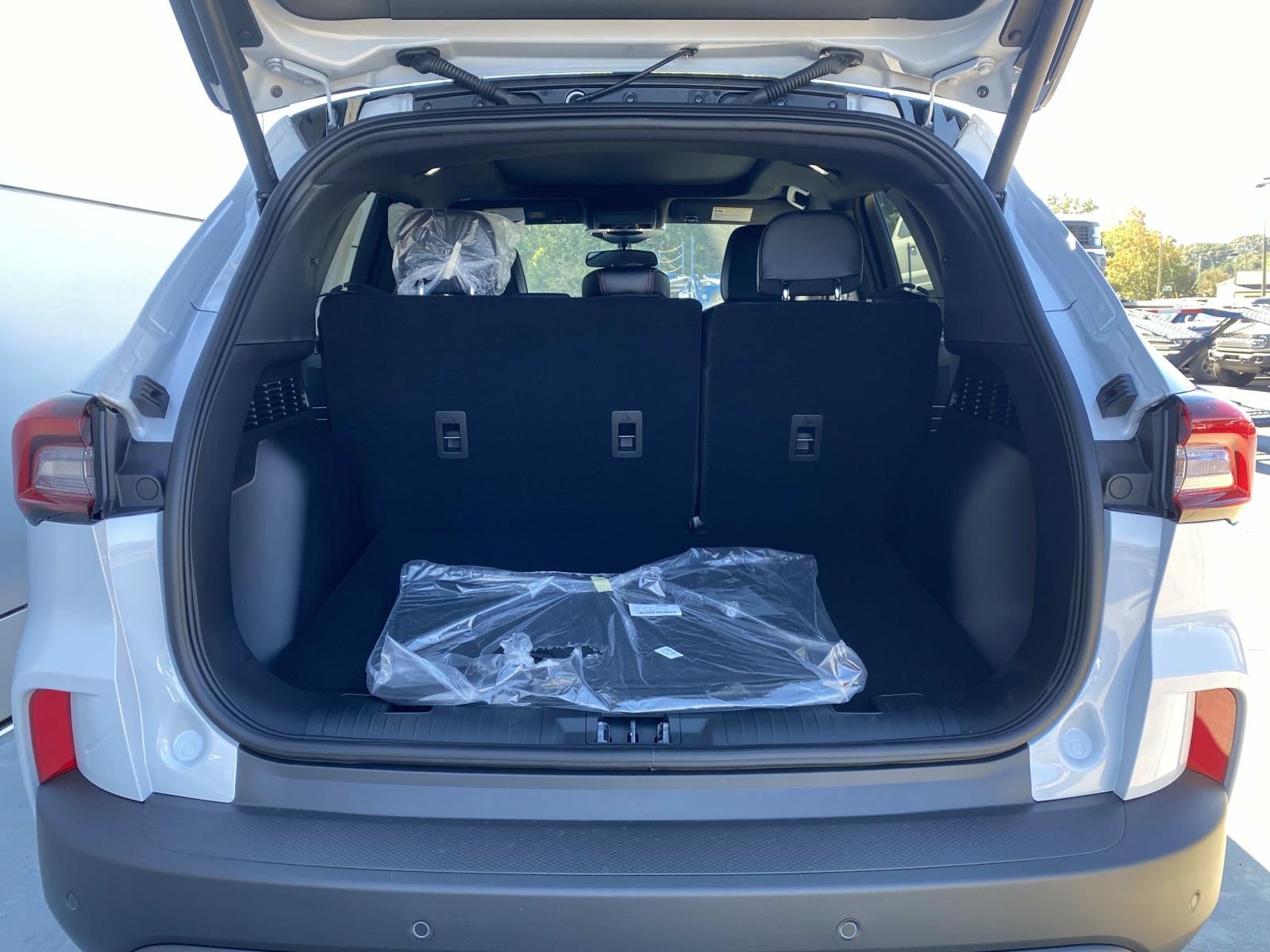 2026 Ford Escape ST-Line Select