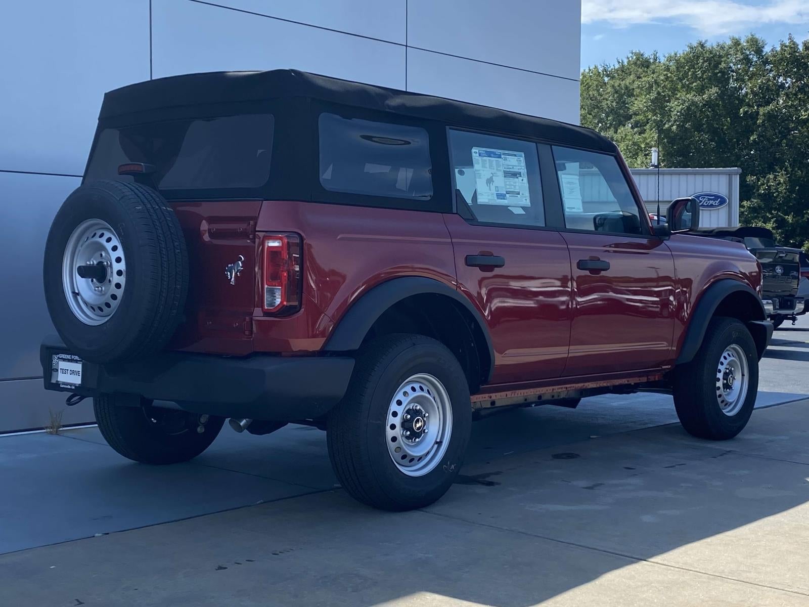 2025 Ford Bronco Base
