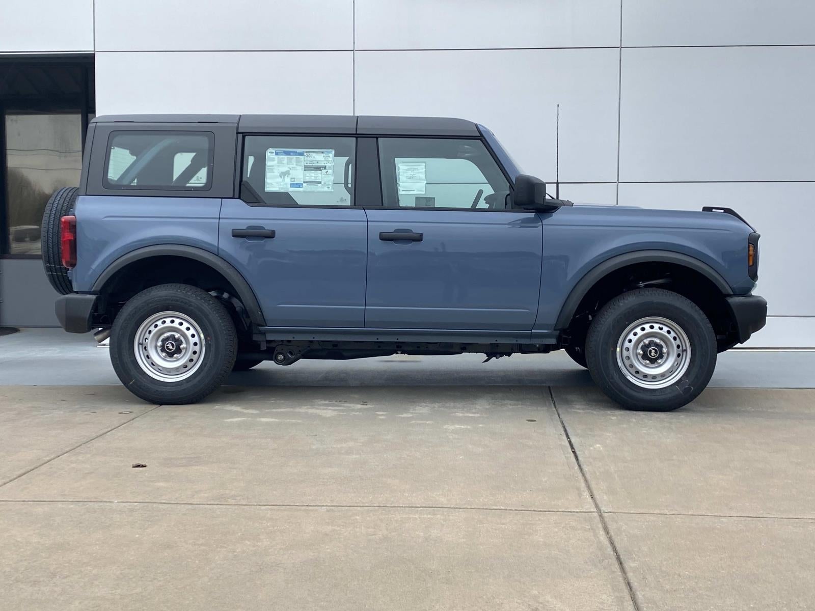 2025 Ford Bronco Base