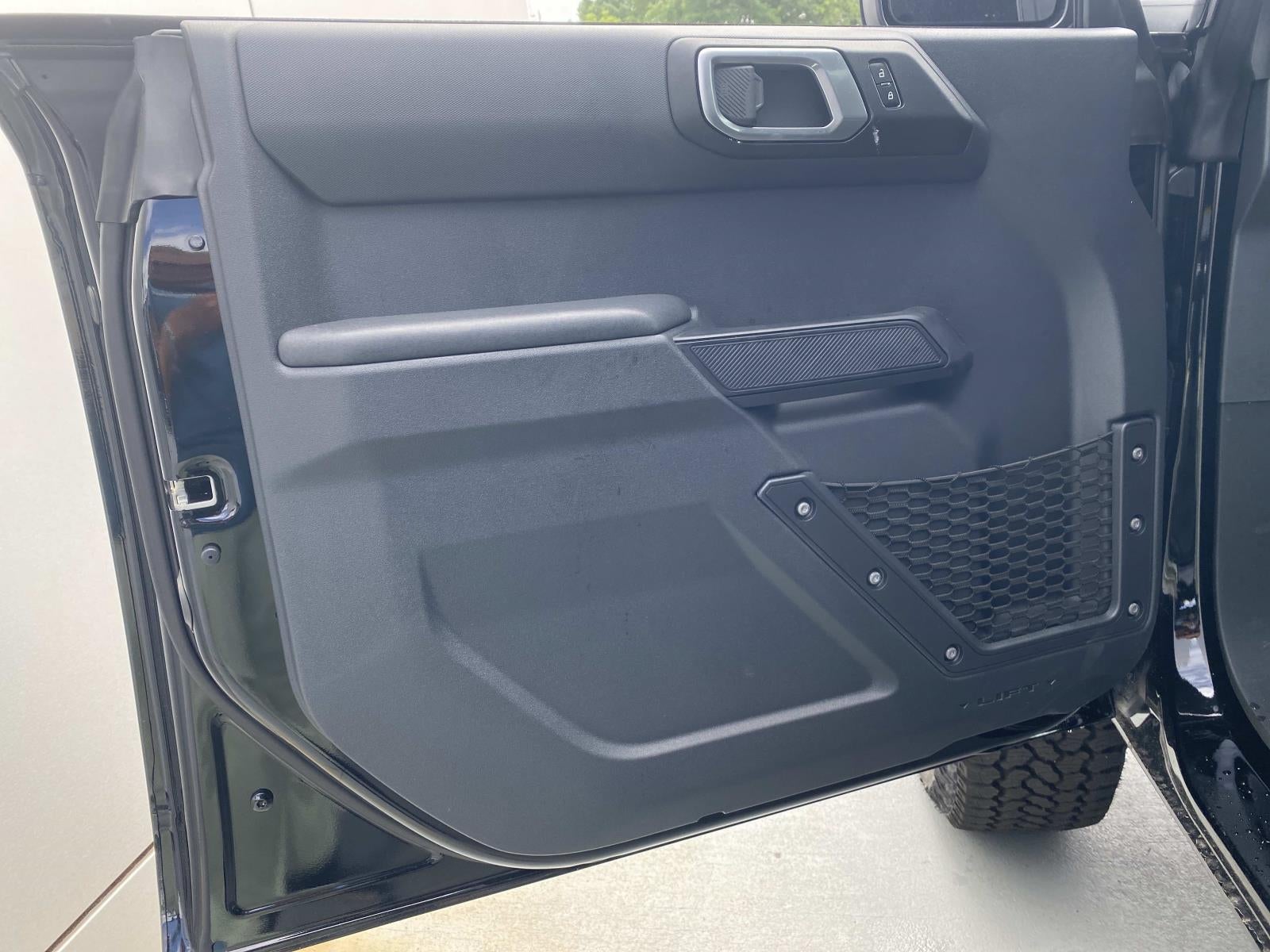 2026 Ford Bronco Big Bend Matte Black Pkg