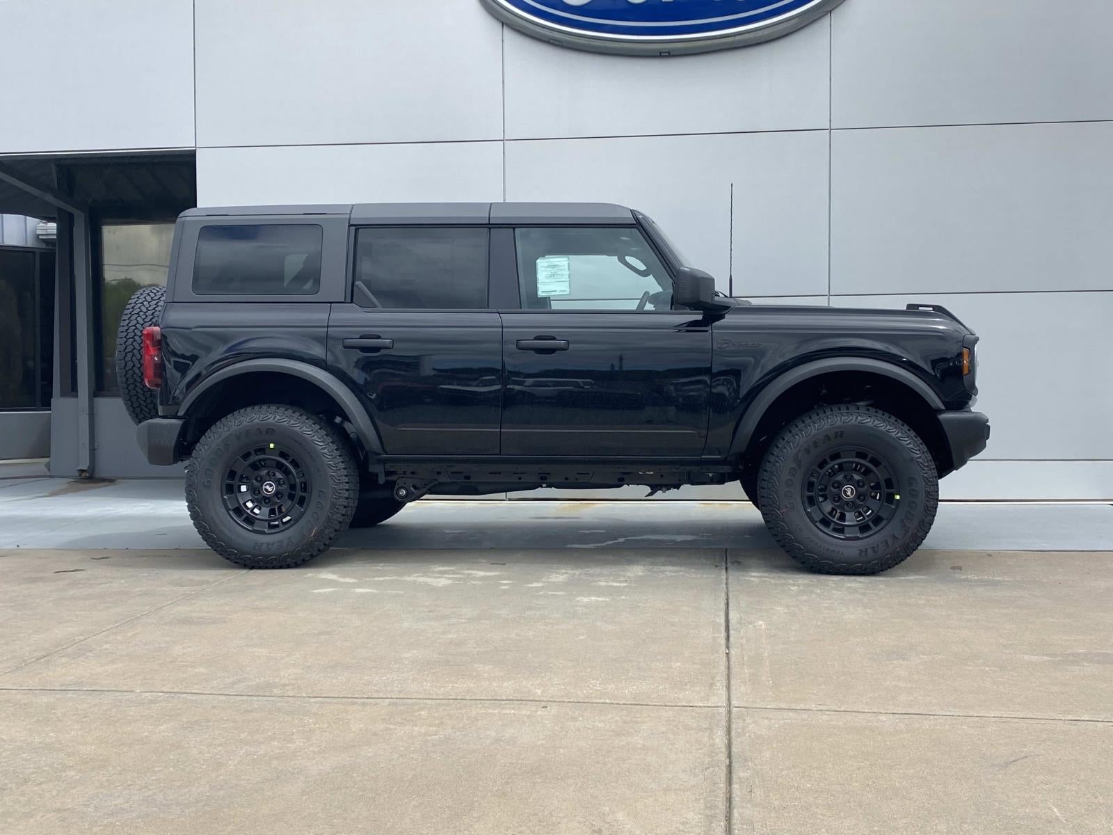 2026 Ford Bronco Big Bend Matte Black Pkg