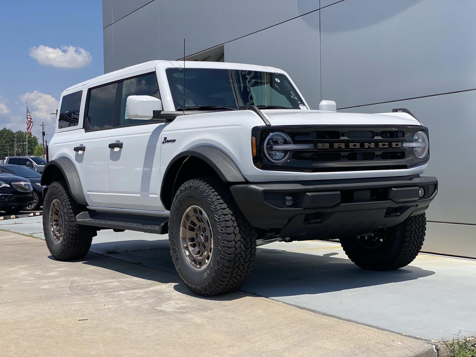 2026 Ford Bronco Outer Banks 4 Door 4x4