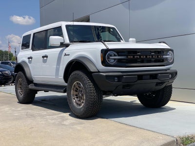2026 Ford Bronco Outer Banks 4 Door 4x4