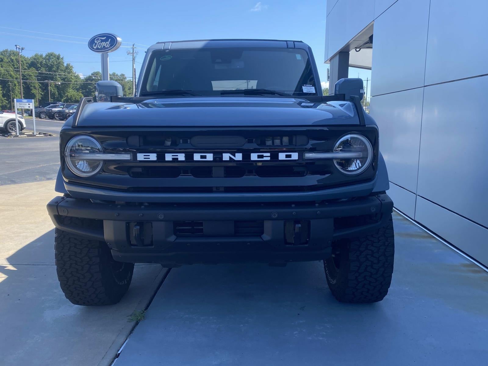 2023 Ford Bronco Base 4 Door 4x4