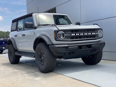 2026 Ford Bronco Base 4 Door 4x4