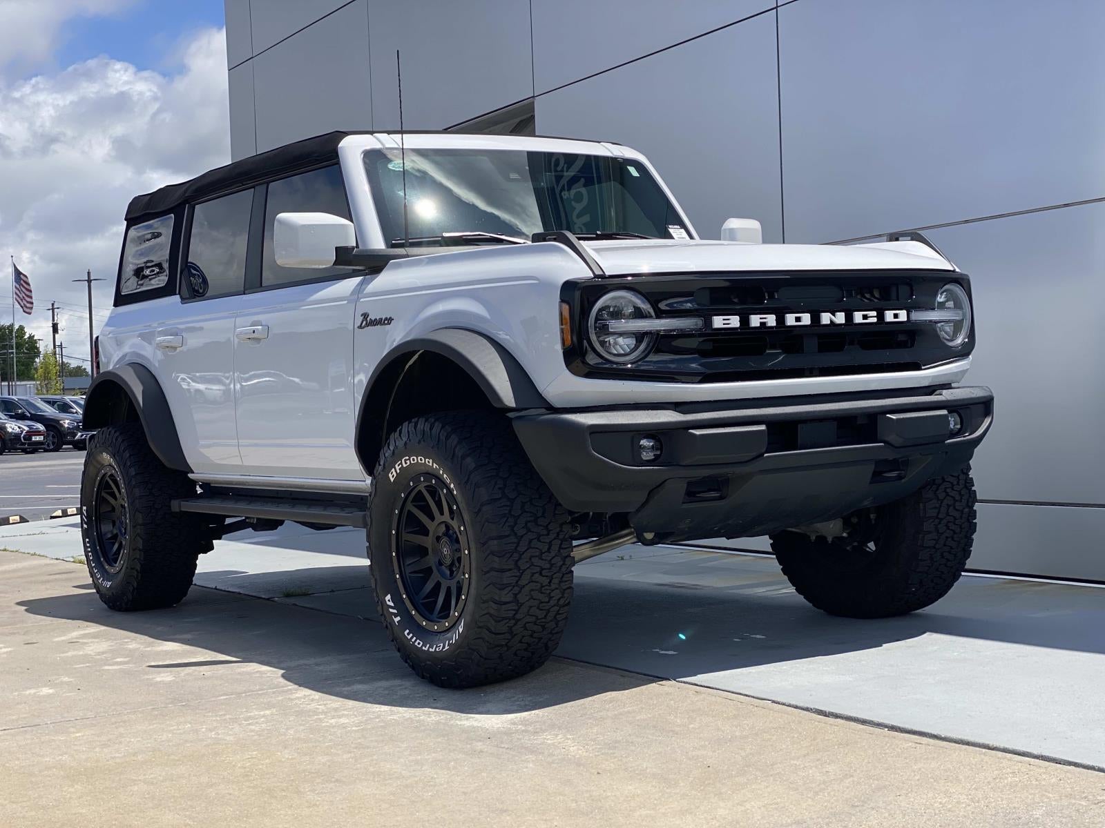 2024 Ford Bronco Outer Banks 4 Door 4x4