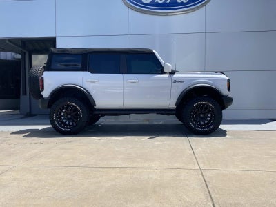 2024 Ford Bronco Outer Banks 4 Door 4x4