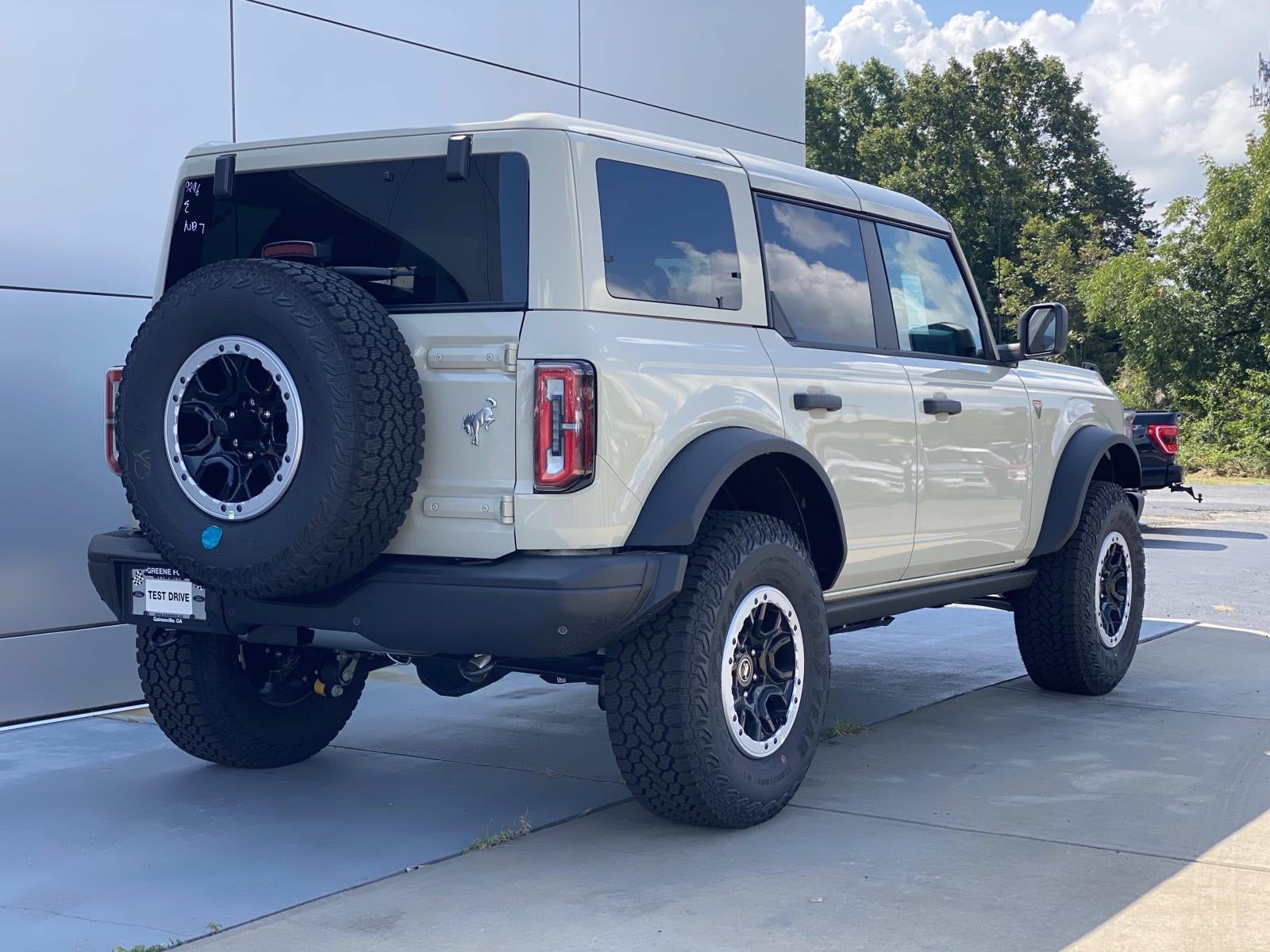2026 Ford Bronco Badlands photo 4