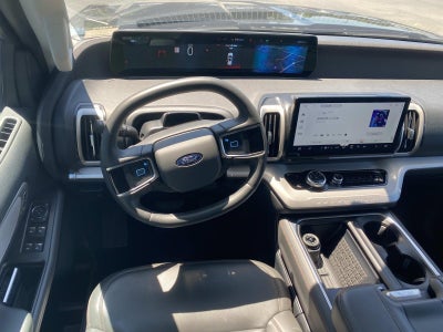 2025 Ford Expedition Max Active 4x2