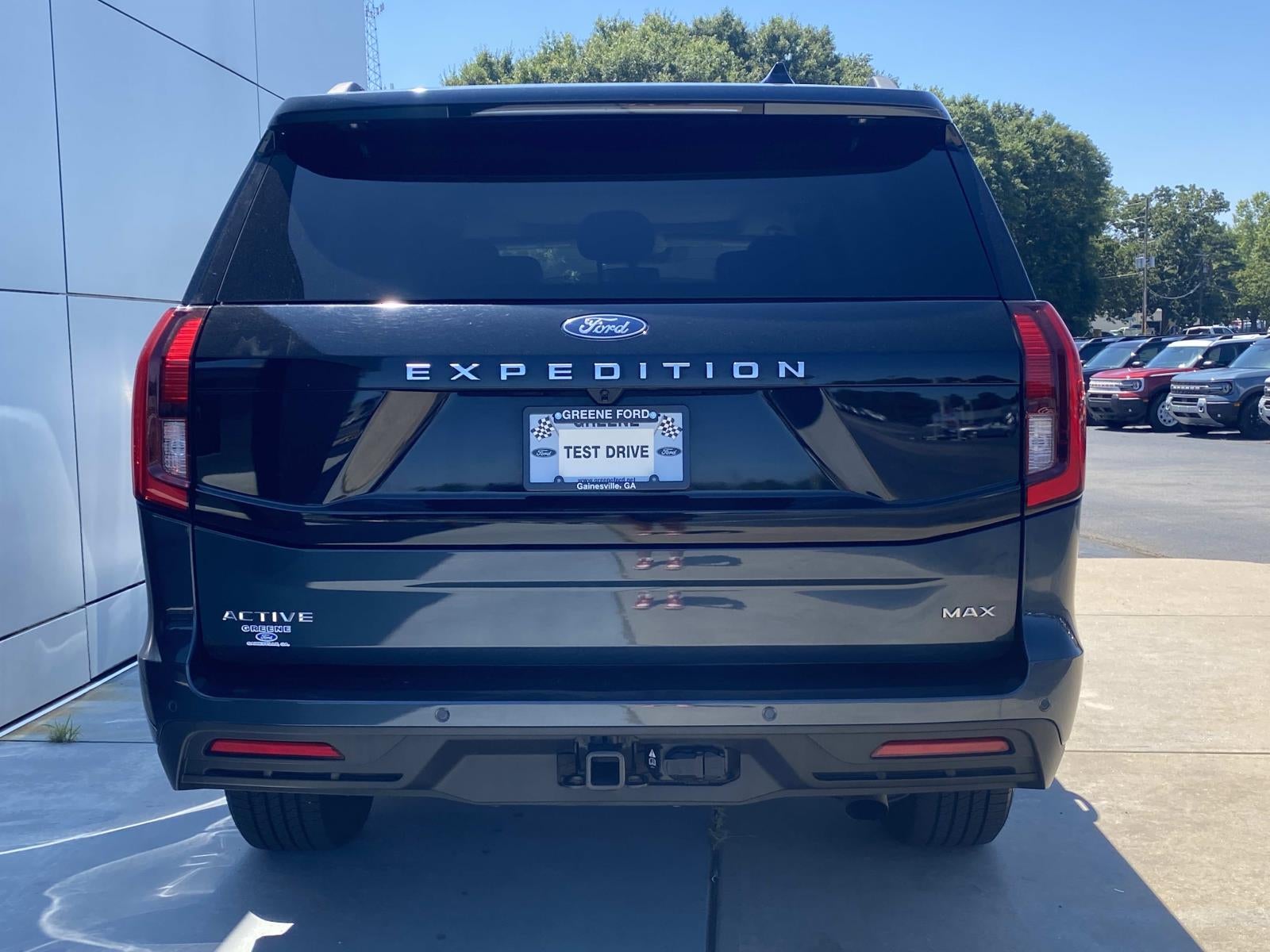 2025 Ford Expedition Max Active 4x2