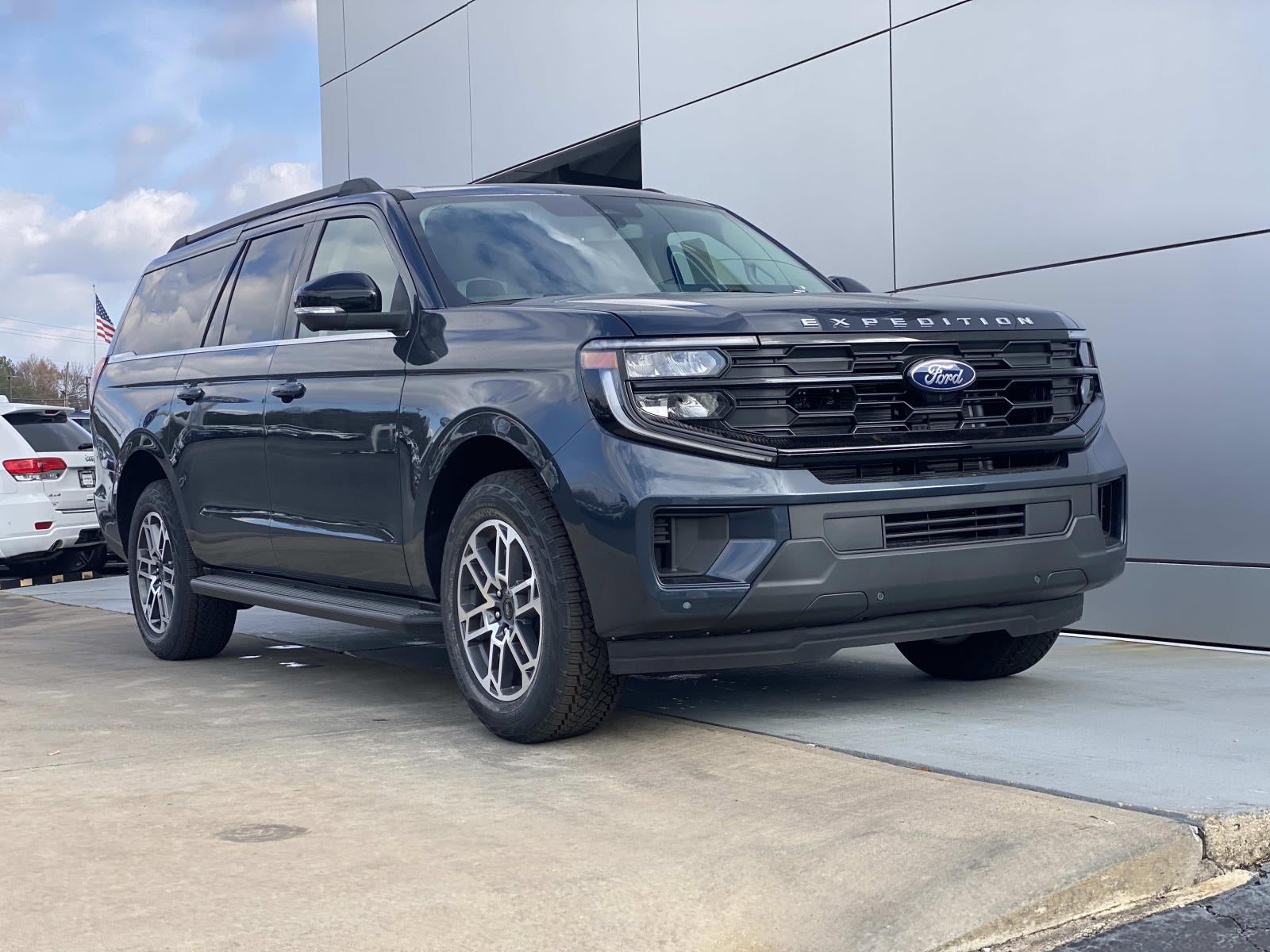 2026 Ford Expedition Max Active