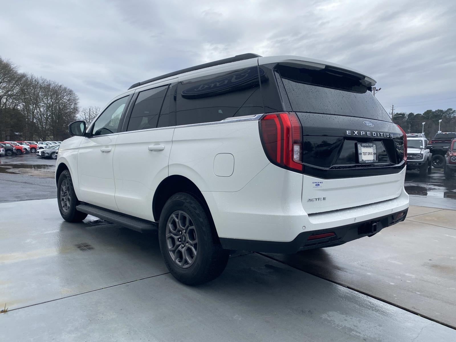 2025 Ford Expedition Active 4x2