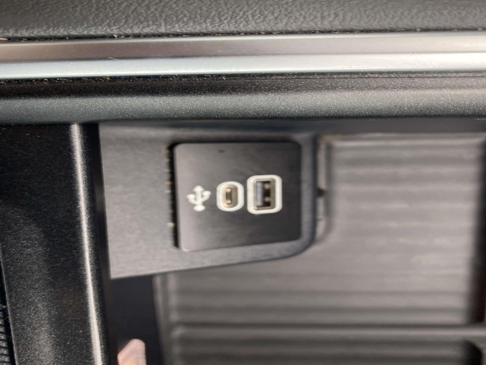 2025 Ford Expedition Active 4x2