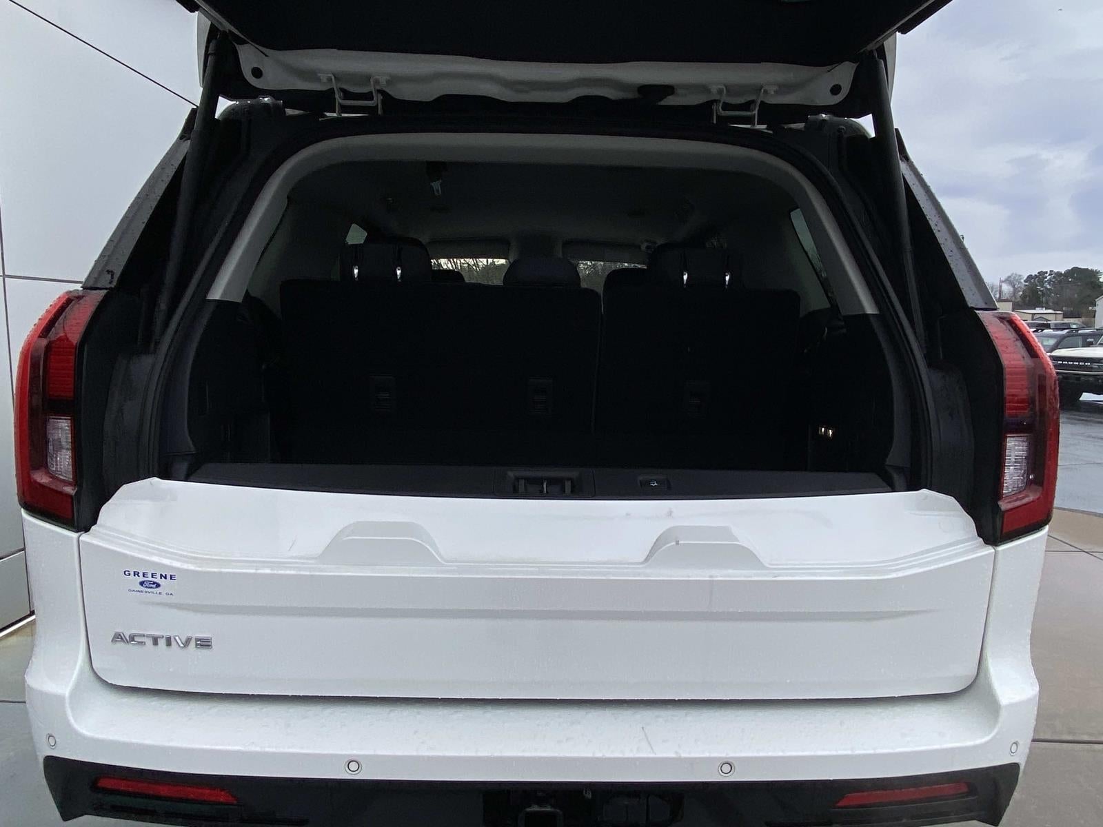 2025 Ford Expedition Active 4x2