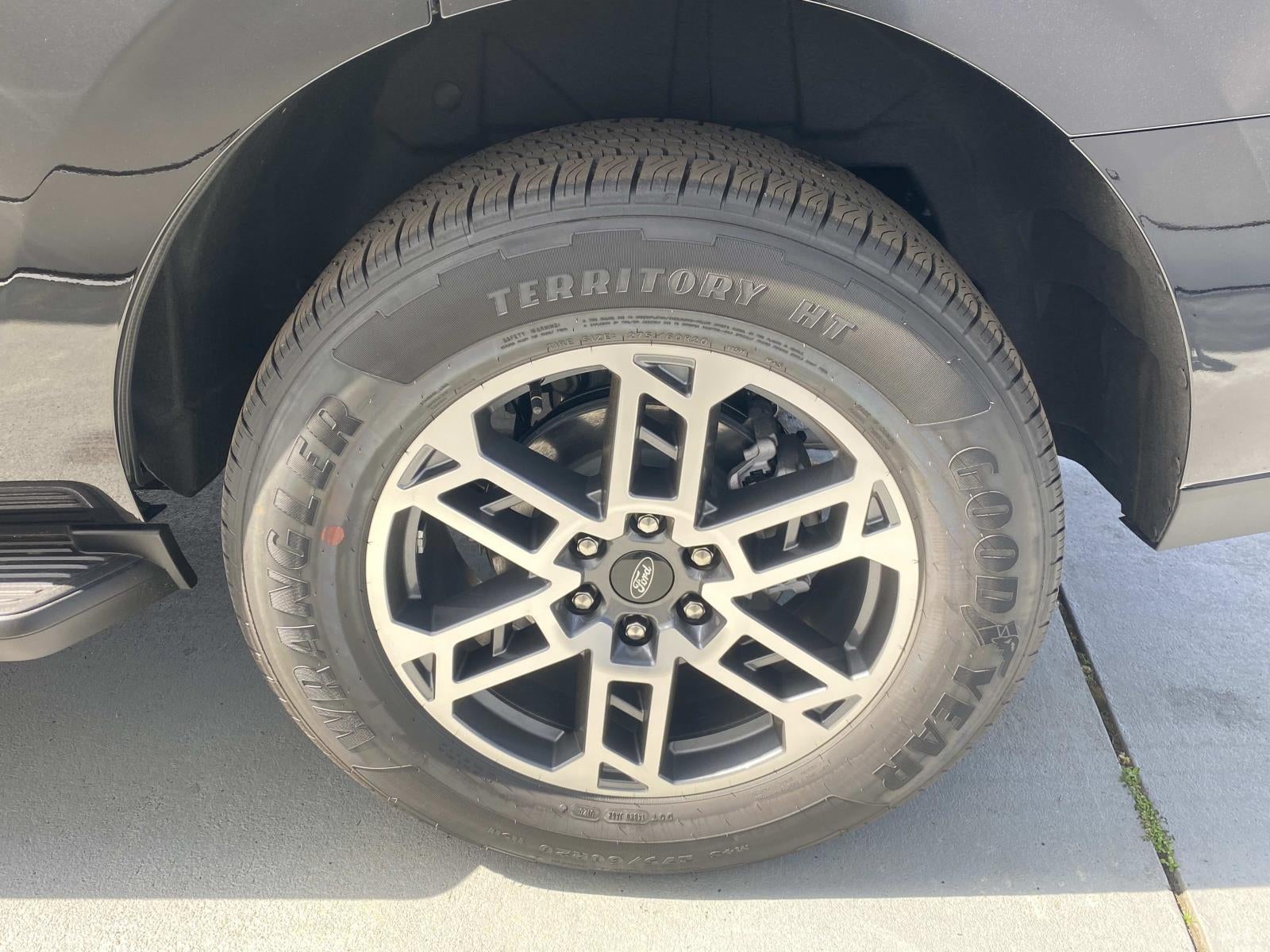 2026 Ford Expedition Active