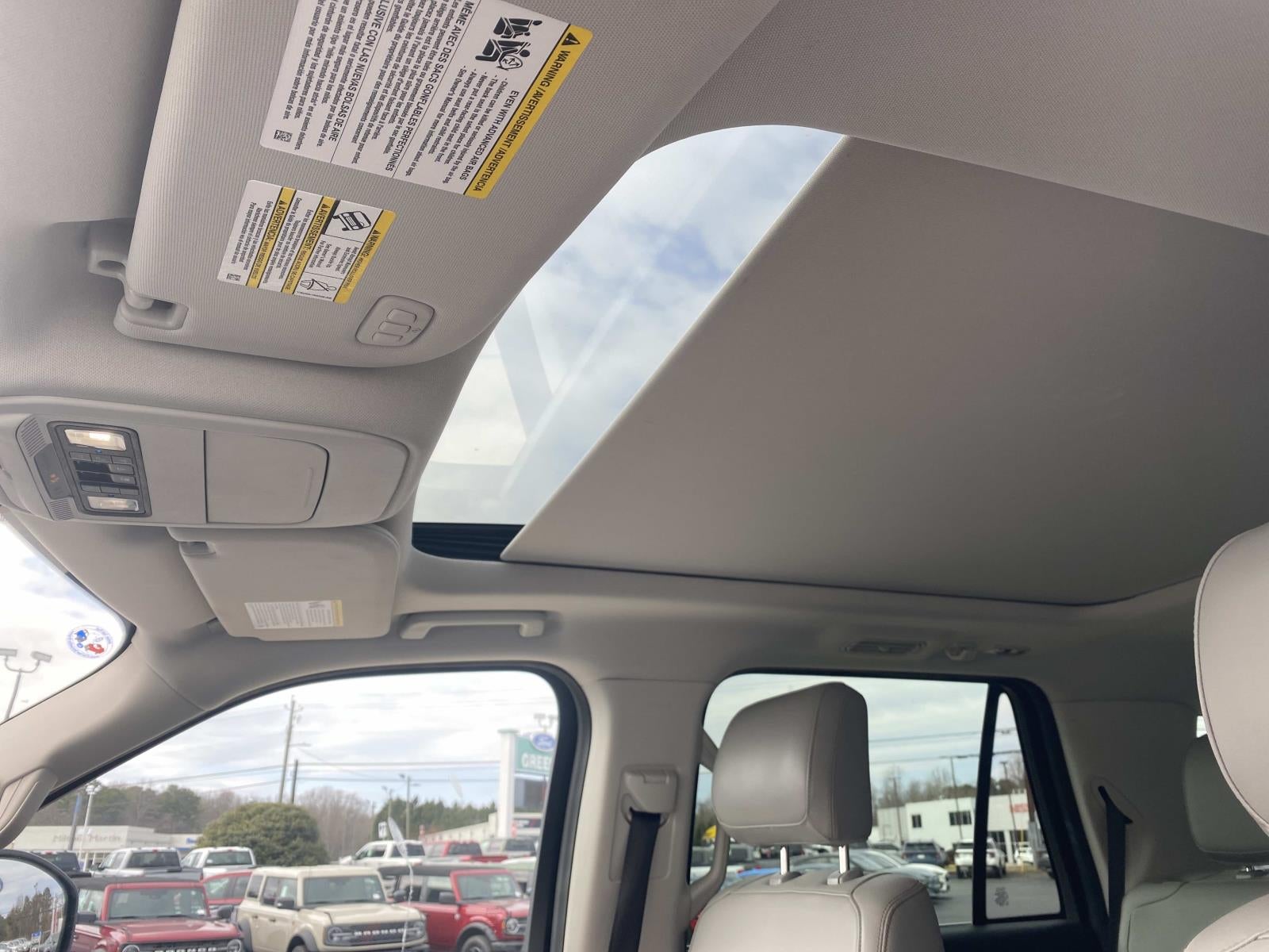 2025 Ford Expedition Active 4x2