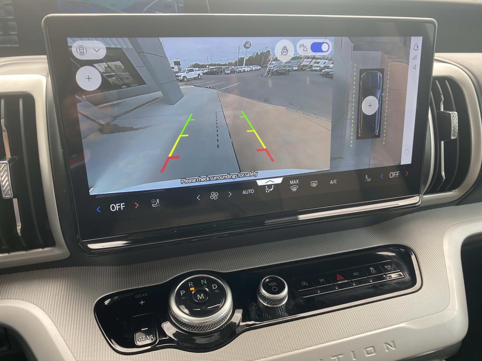 2025 Ford Expedition Active 4x2