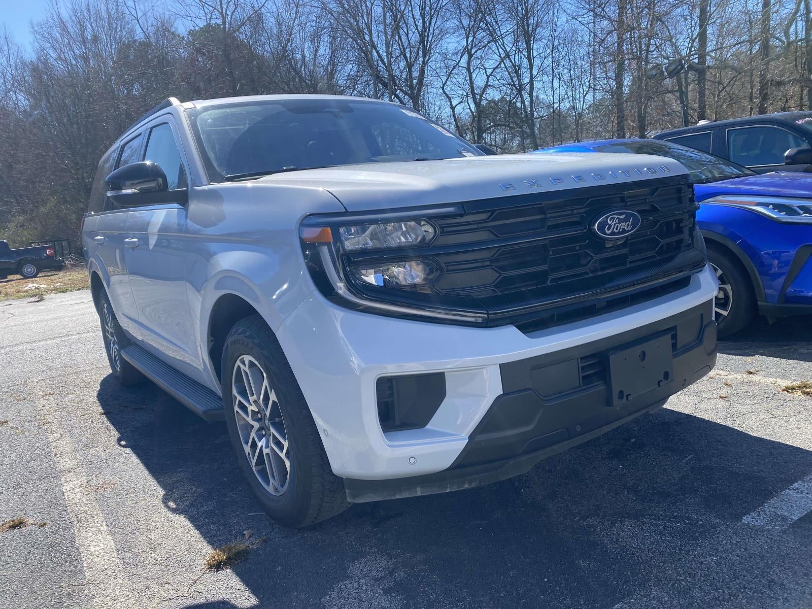 2025 Ford Expedition Active