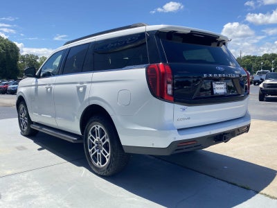 2025 Ford Expedition Active 4x4