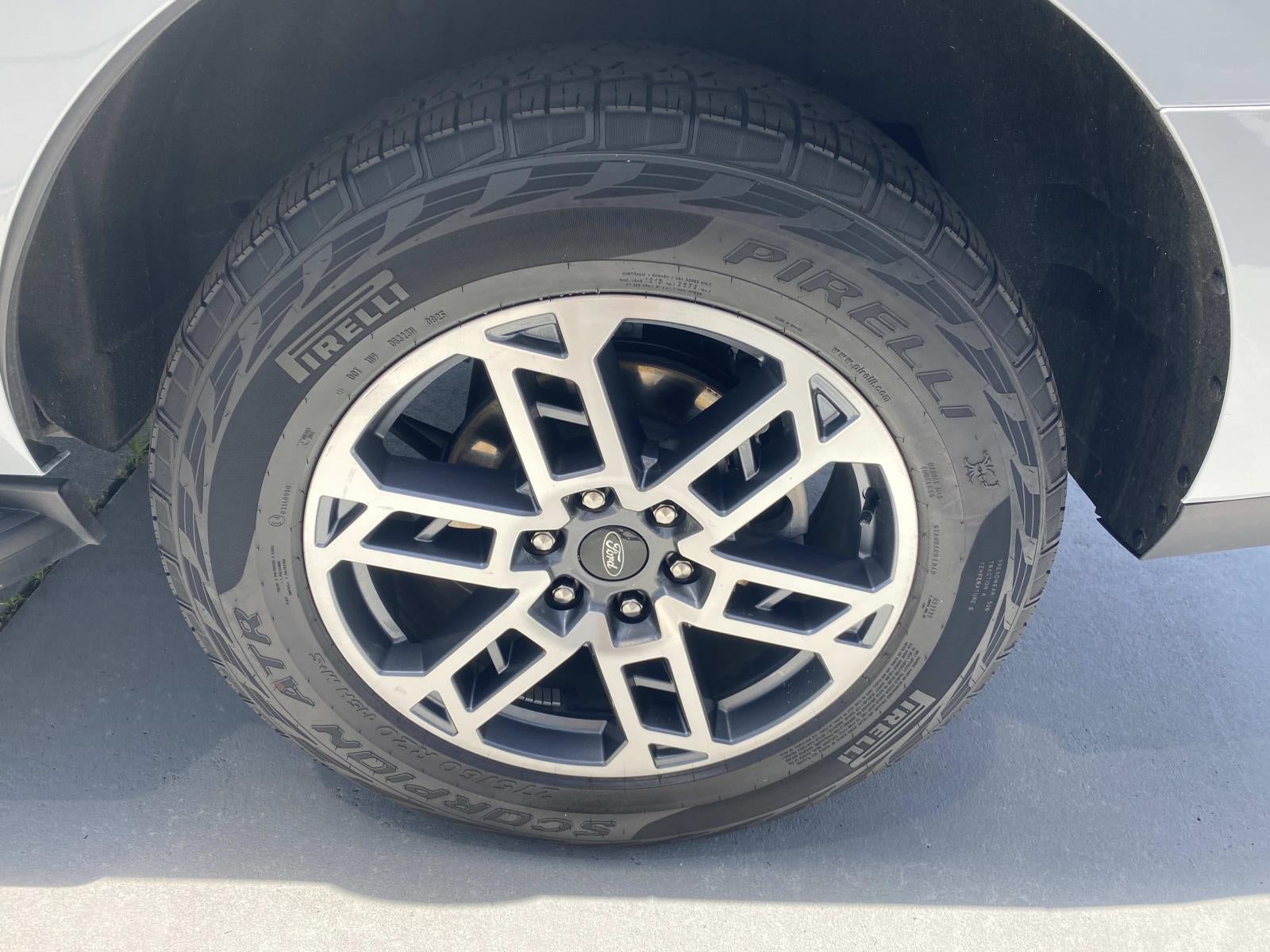 2025 Ford Expedition Active 4x4