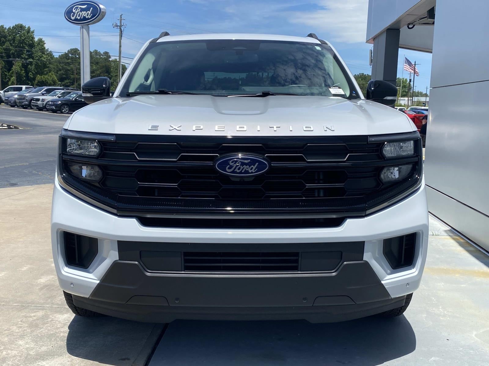 2025 Ford Expedition Active 4x4